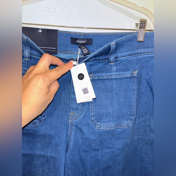 NWT SPANX Shape EveryWear Cropped Wide Leg Washed Blue Size large petite - Picture 3 of 8